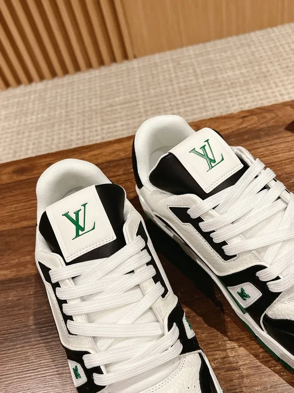 Louis Vuitton Shoe 